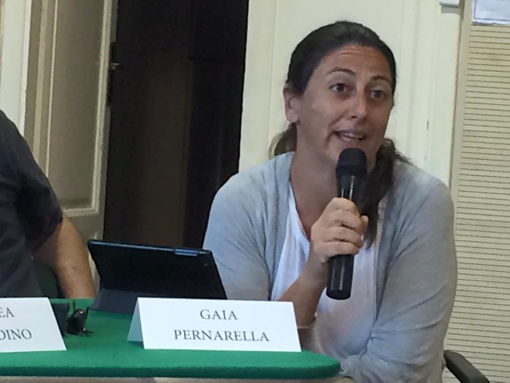 Terracina / L’ex consigliera regionale Gaia Pernarella rilancia l’impegno in politica, ma lascia il M5s