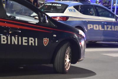 Aprilia / Percorrono contromano la Pontina dopo aver rubato un Suv ad Anzio, paura e incidenti