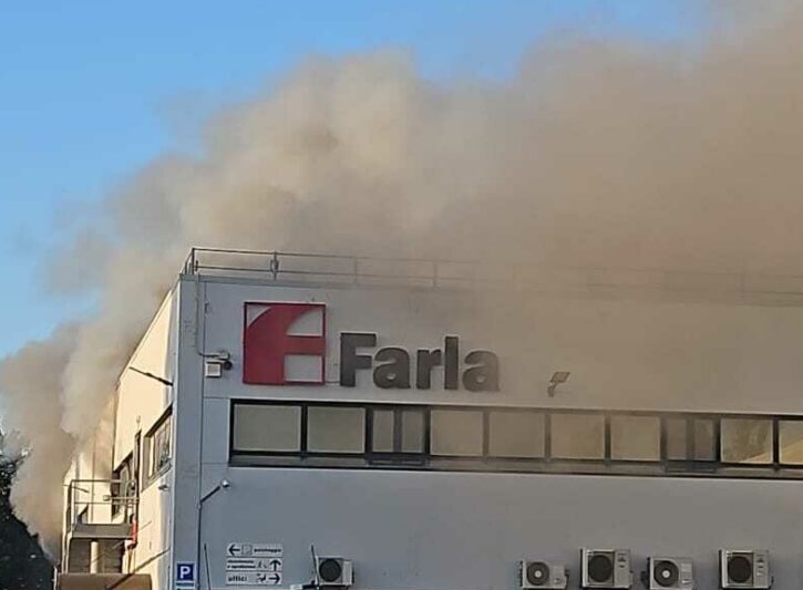 Incendio alla 