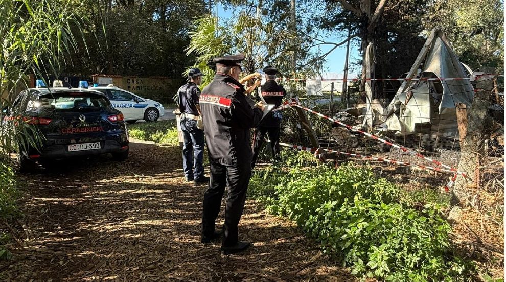 San Felice Circeo / Incendio di un container di proprietà comunale, indagini in corso