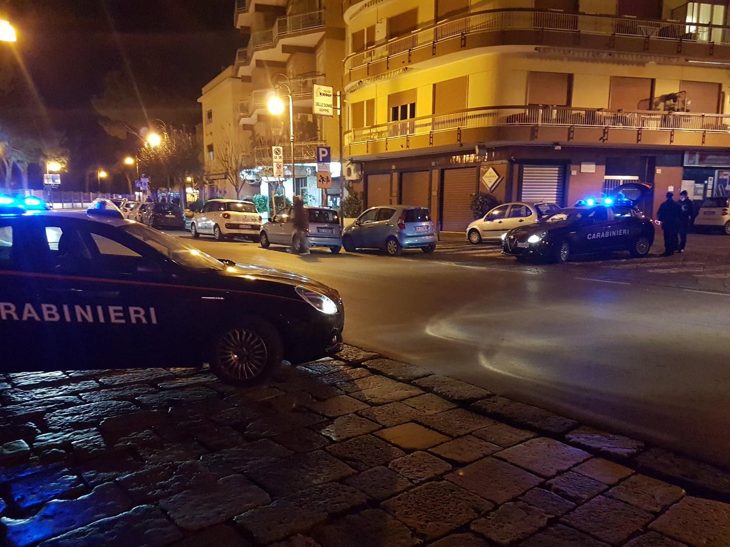 Latina / Giovane ragazzo aggredito in pieno centro nei pressi di un pub, indagini in corso