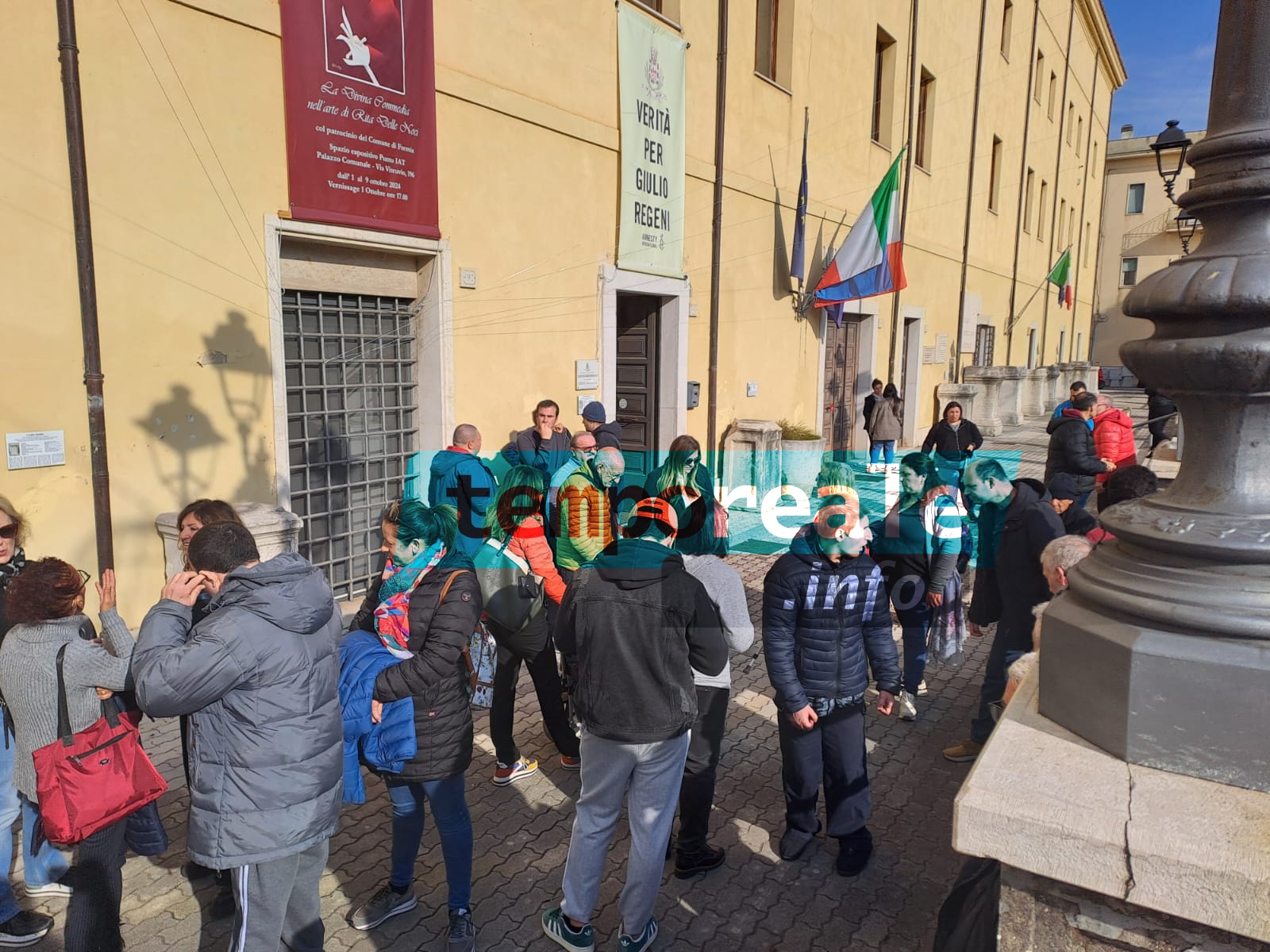 Formia / Finanziamenti Centri diurni, sit in della cooperativa Herasmus: la politica che gli è accanto…[VIDEO]