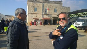 Aldo Baia, presidente dell’associazione di protezione civile “La Fenice” con l’assessore Luigi Ridolfi