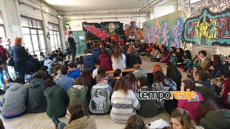 incontro tenente liceo artistico