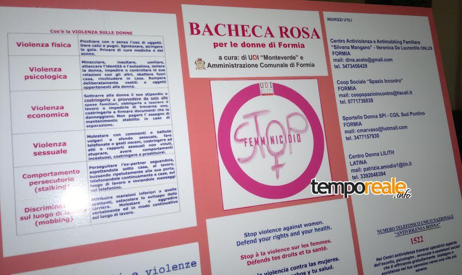 formia bacheca rosa