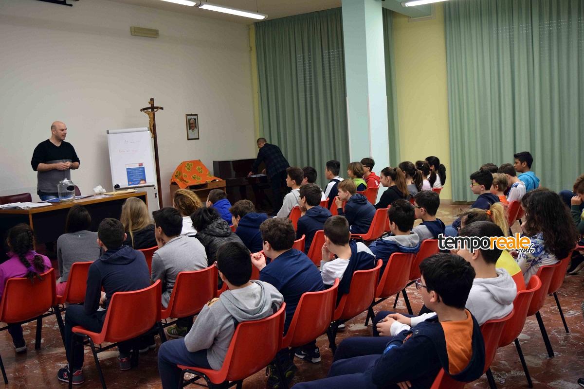 latina incontro prenditi cura della tua vista