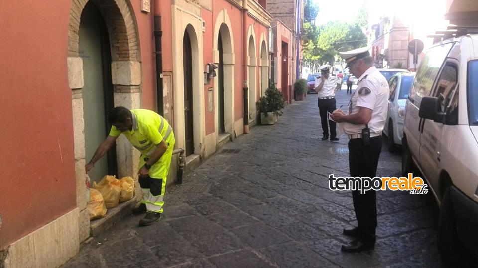 Deposito abusivo in via Abate Tosti