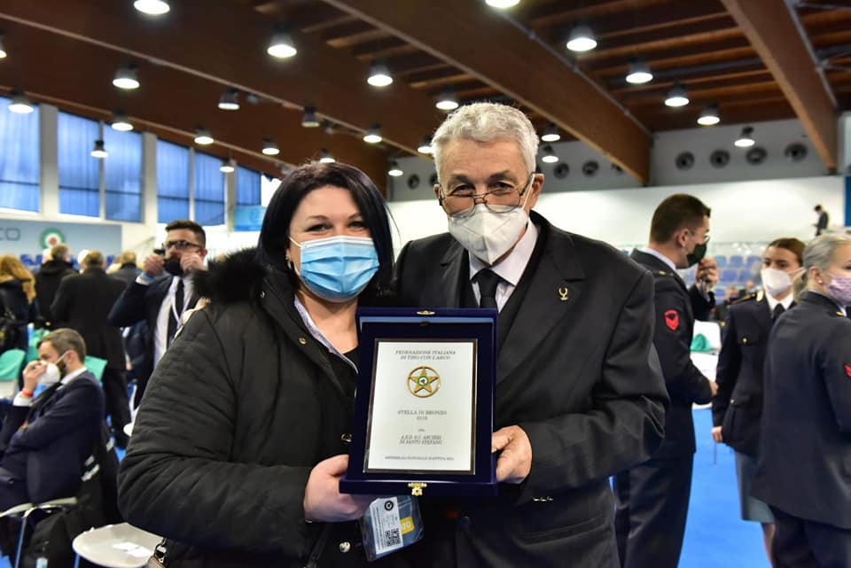 Veronica Nocella e Presidente Fitarco Mario Scarsella