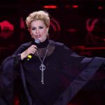 Iva Zanicchi canta