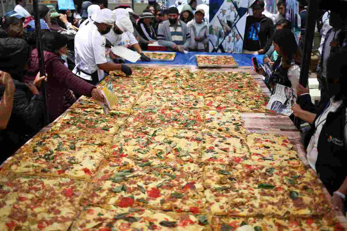 Pizza gigante