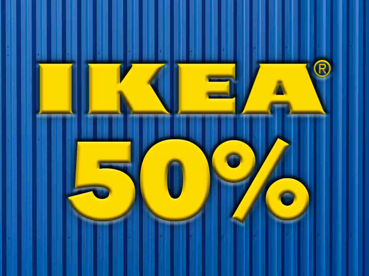 logo Ikea con indicazione sconto del 50%